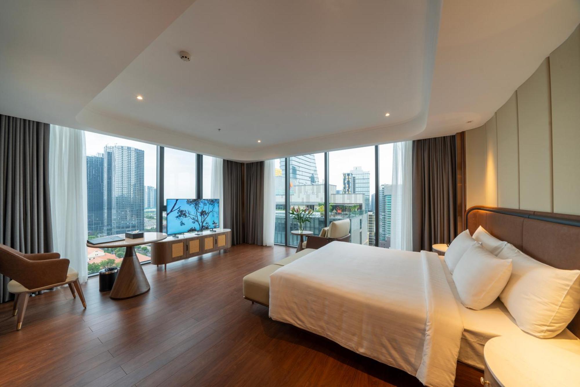 Northern Charm Khách sạn 4*